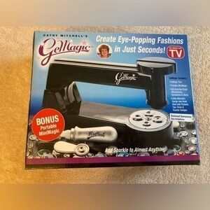 Cathy Mitchell’s Gemagic bedazzler